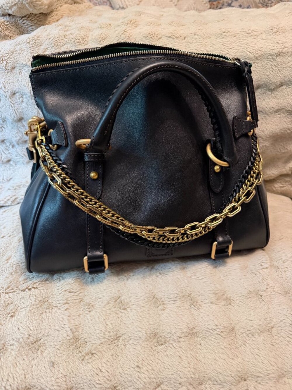 NWOT Dooney & Bourke Large Florentine Satchel Black with Chains - Picture 2 of 7